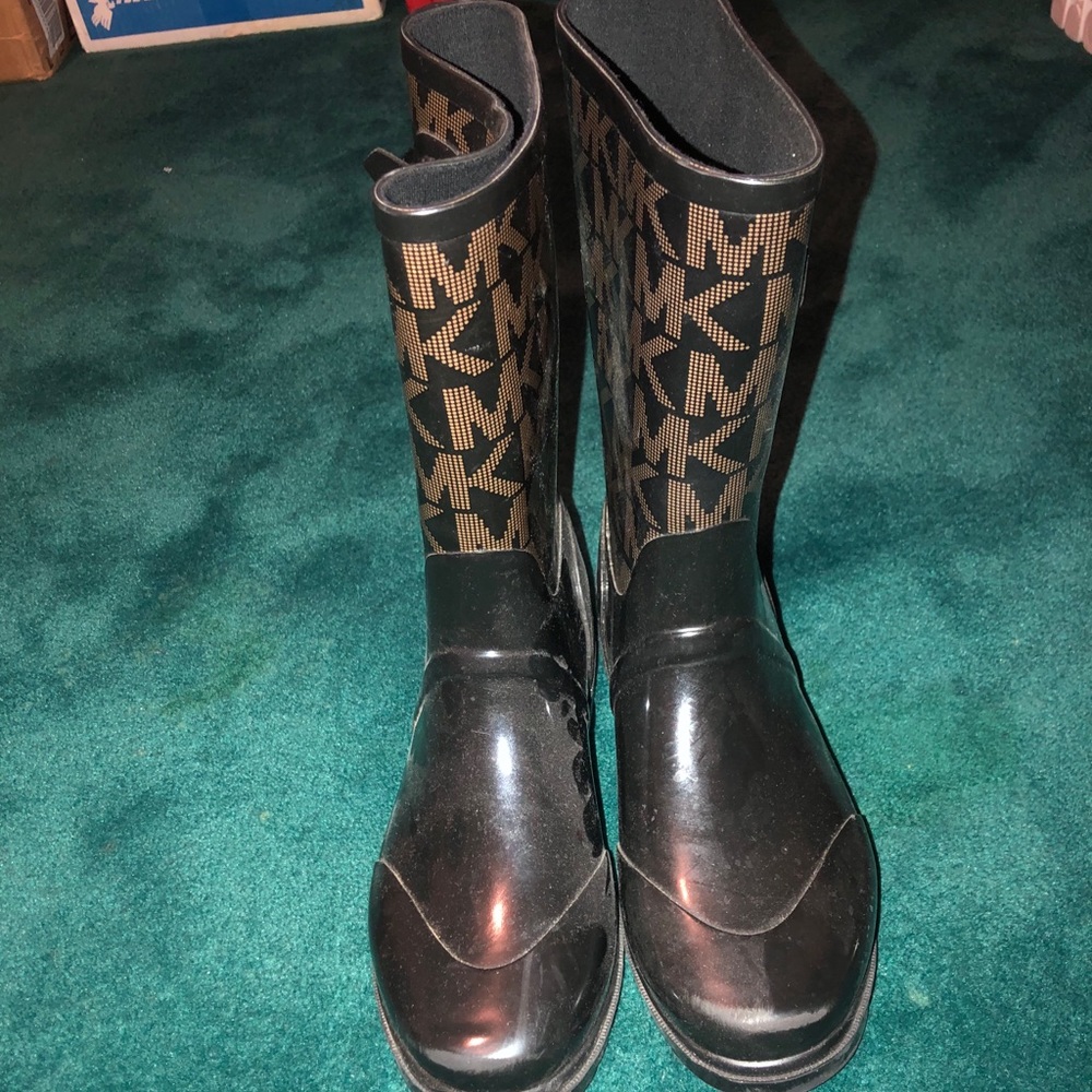Michael Kors Rainboots - Picture 1 of 3